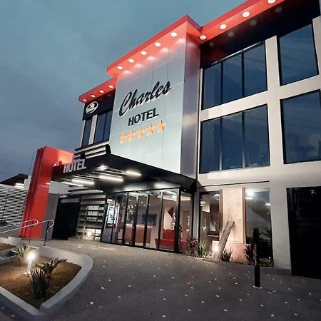 Charles Hotel Pôrto Ferreira Екстериор снимка