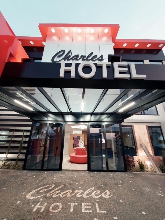 Charles Hotel Pôrto Ferreira Екстериор снимка
