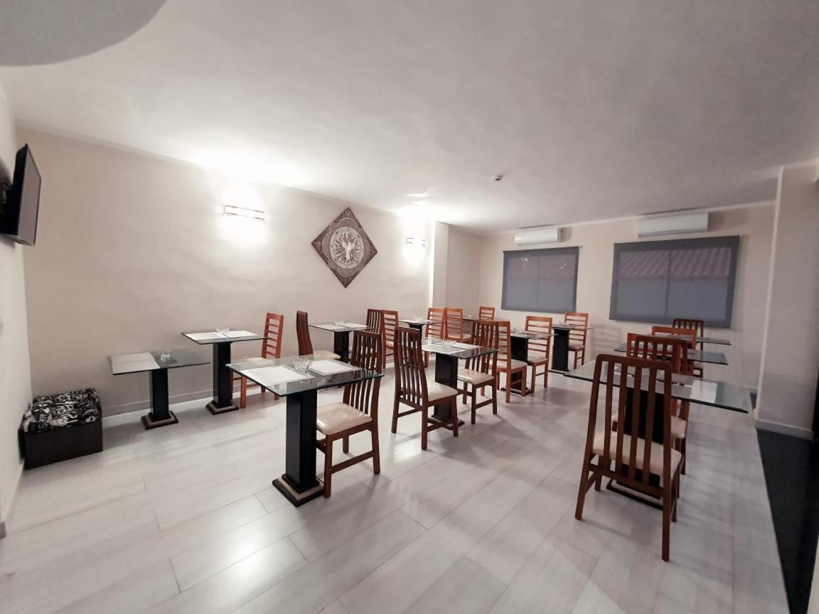 Charles Hotel Pôrto Ferreira Екстериор снимка