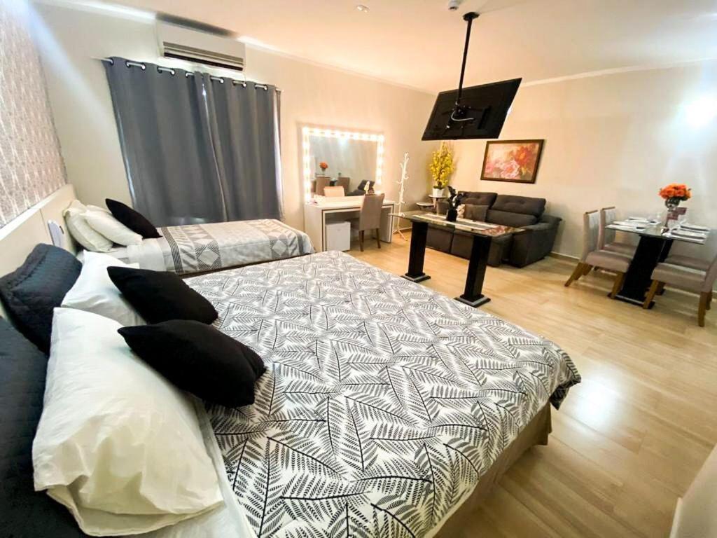 Charles Hotel Pôrto Ferreira Екстериор снимка